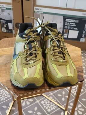 Nike Vomero 5